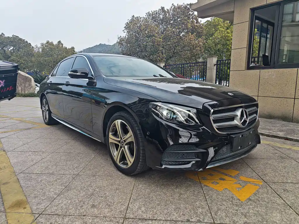 Mercedes-Benz E-Class 2020