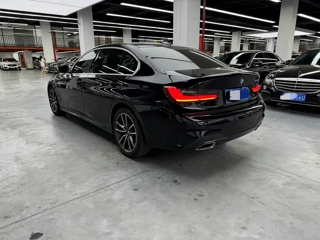 BMW 3 Series 2020 — фото 16