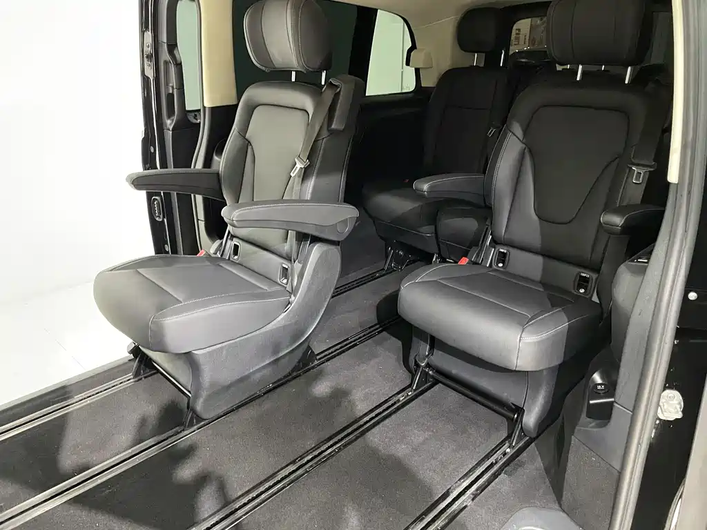 Mercedes-Benz Vito 2018 — фото 12