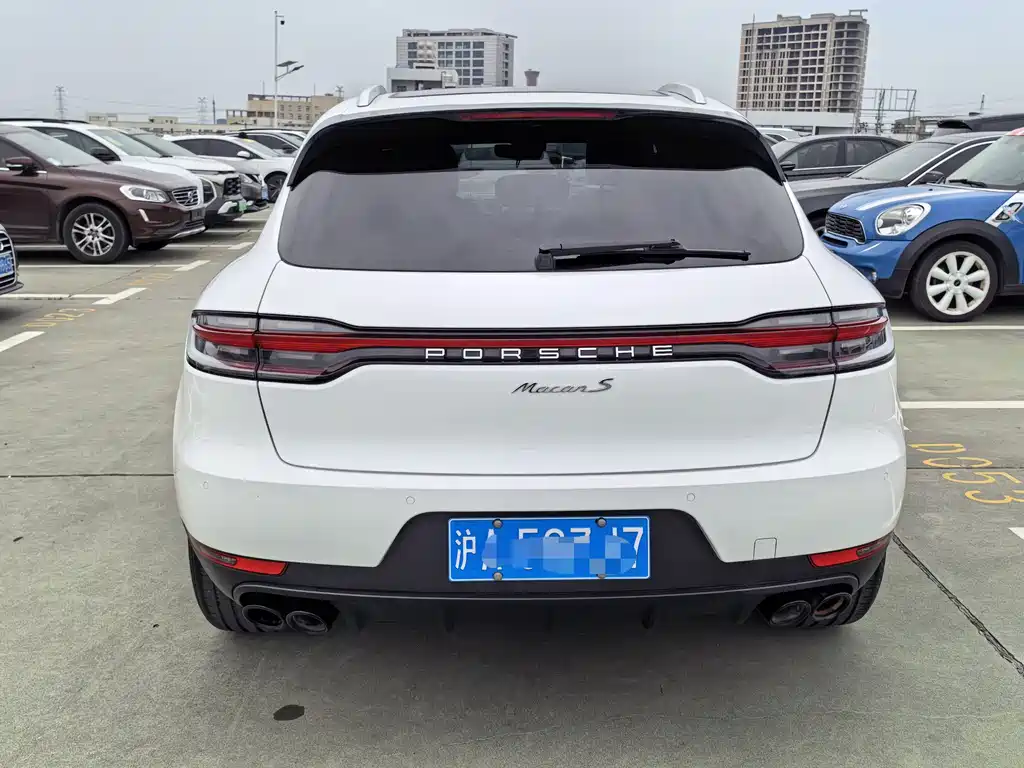Porsche Macan 2019 — фото 21