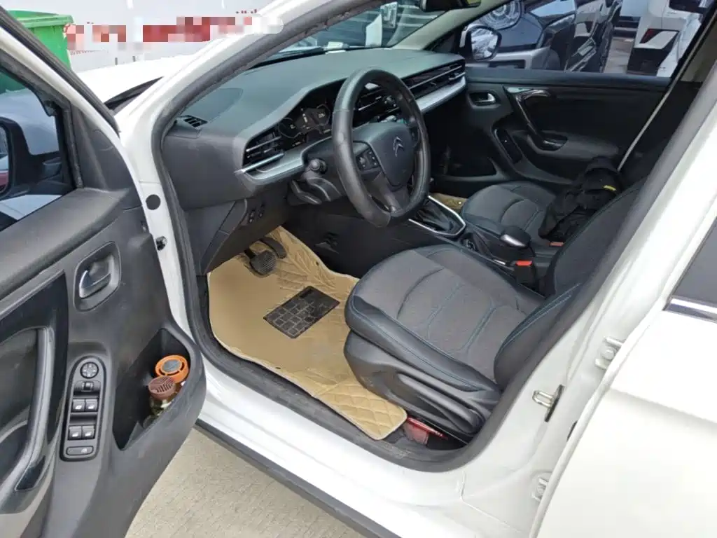 Citroen C3-XR 2023 — фото 16