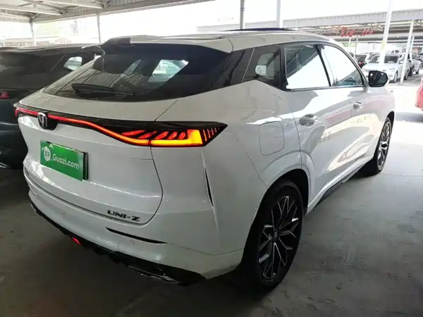 Changan UNI-Z New Energy 2025