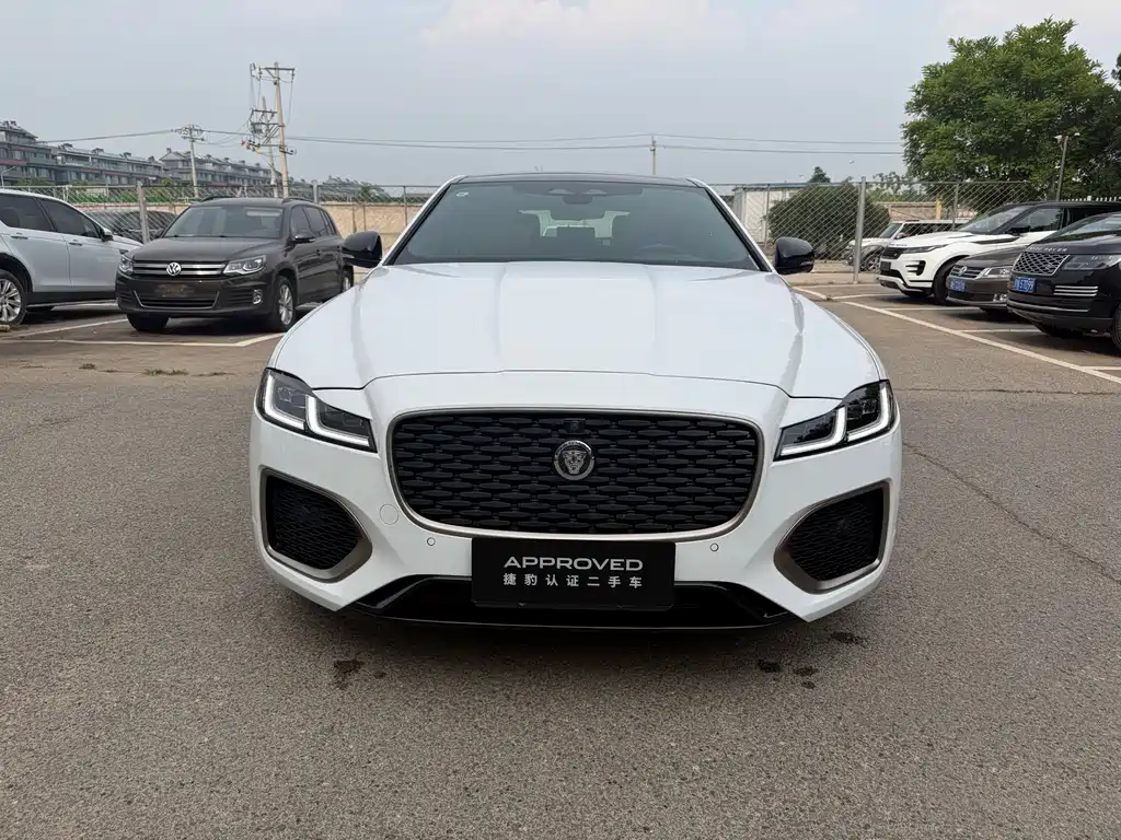 Jaguar XFL 2024