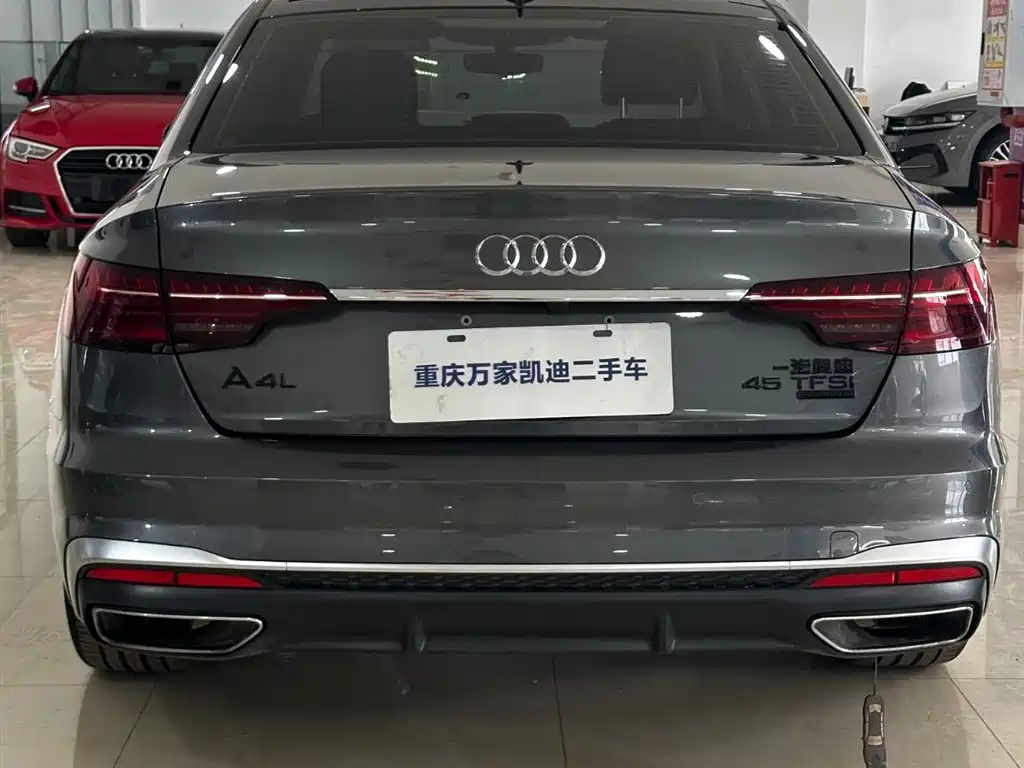 Audi A4L 2024 — фото 17