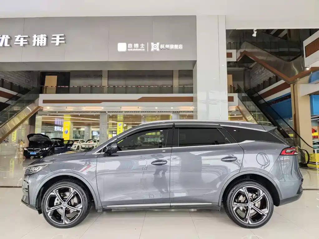 BYD Tang New Energy 2022 — фото 5