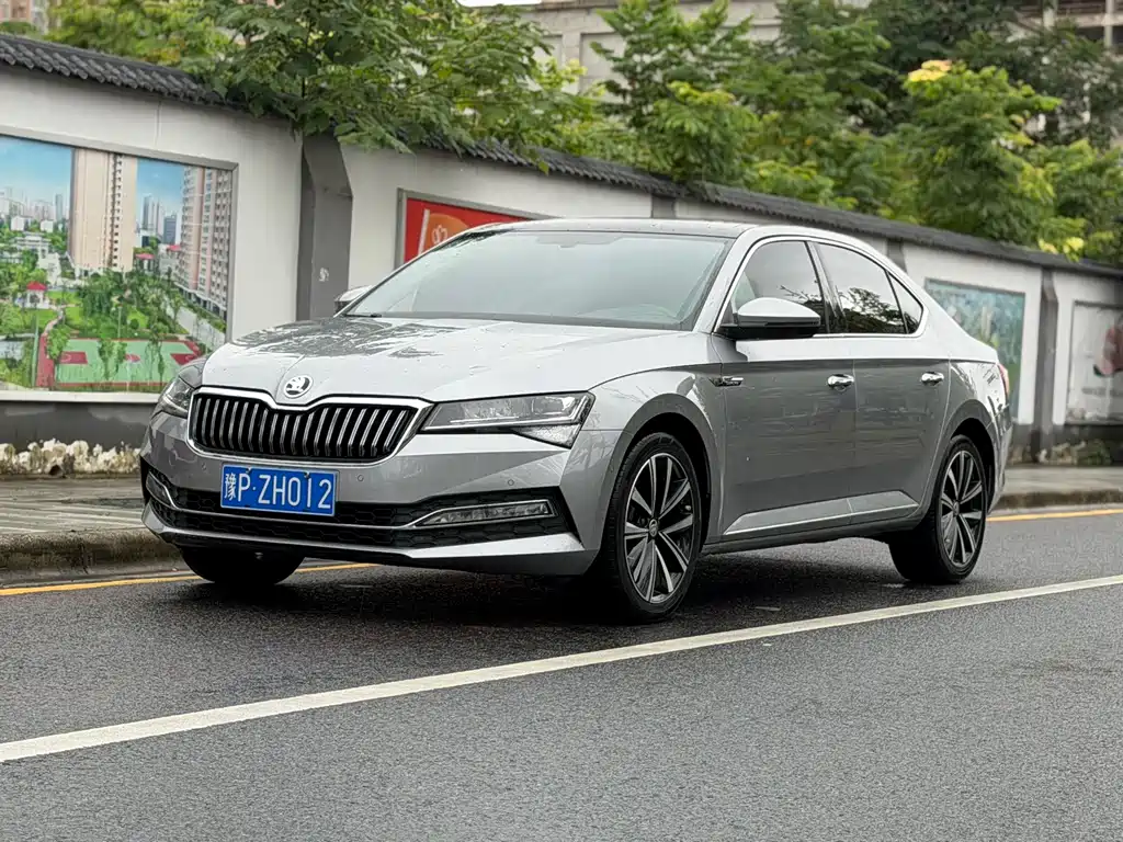 Skoda Superb 2022