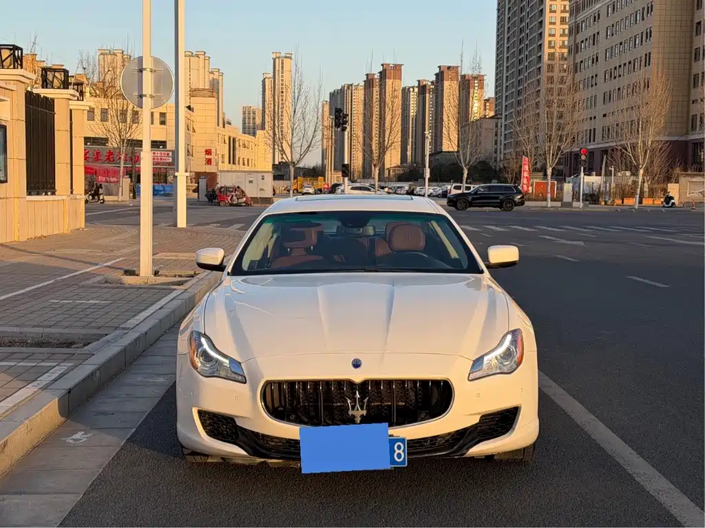 Maserati Quattroporte 2015 — фото 2