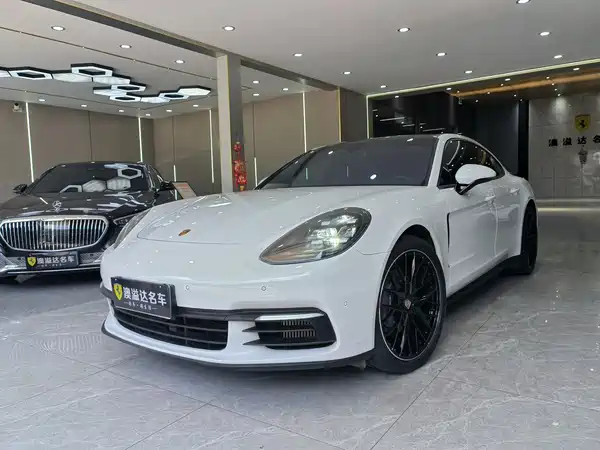 Porsche Panamera 2020