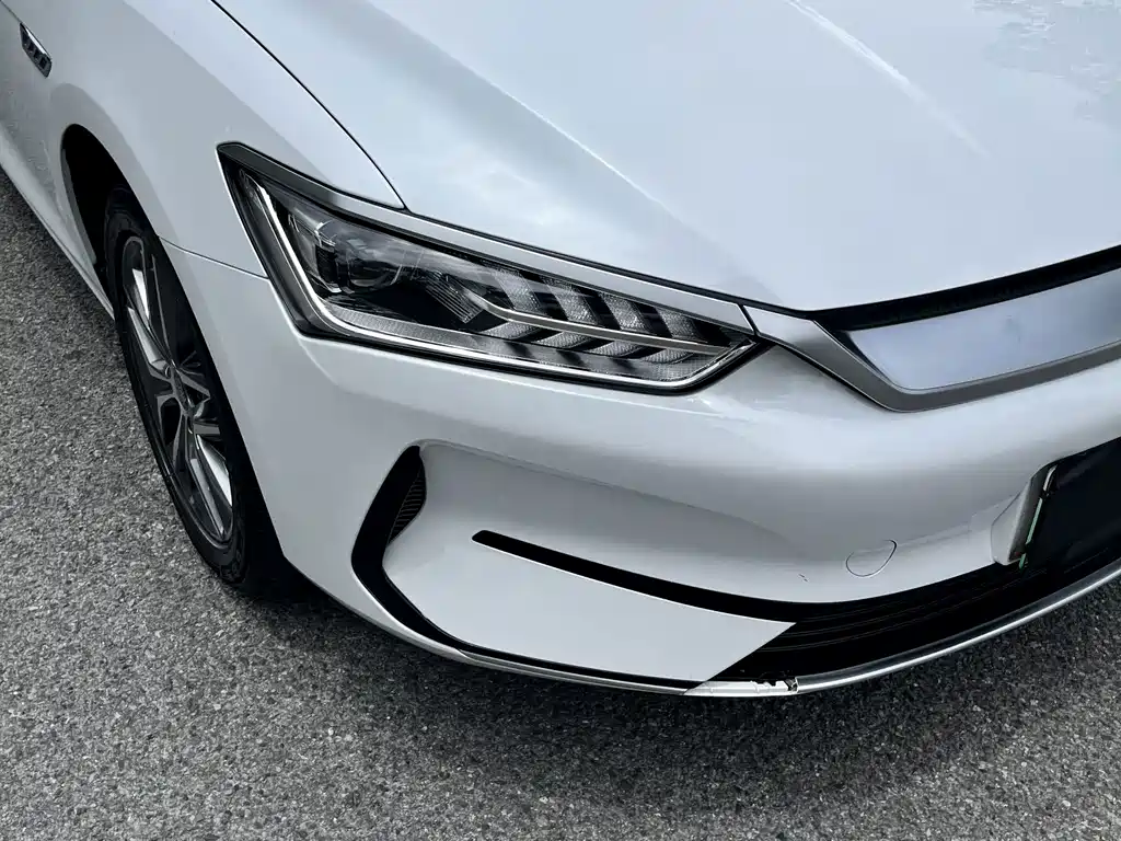 BYD Qin PLUS 2023 — фото 23