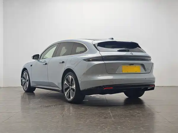 NIO ET5T 2025