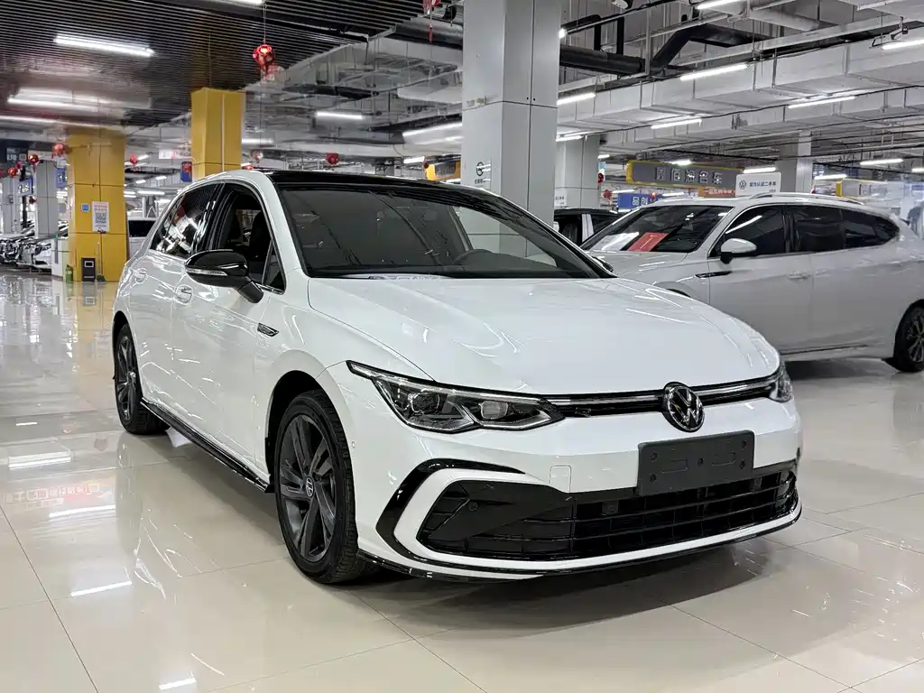 Volkswagen Golf 2022
