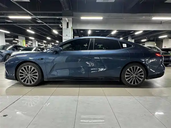 Geely Galaxy Starshine 8 2025