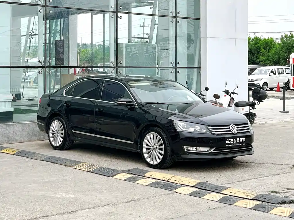 Volkswagen Passat 2012