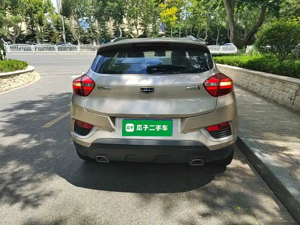 Geely Emgrand GS 2018 — фото 6