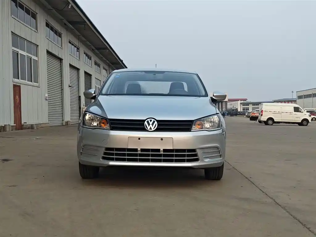 Volkswagen Jetta 2015 — фото 2