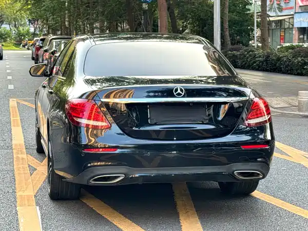 Mercedes-Benz E-Class 2018