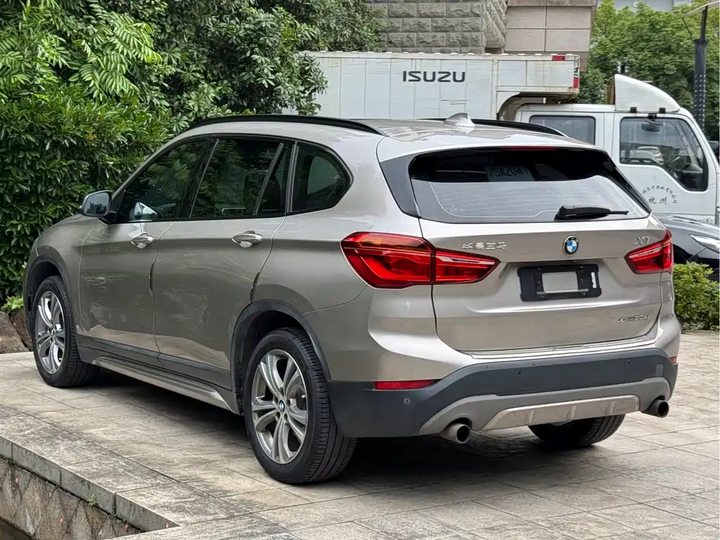BMW X1 2018 — фото 7