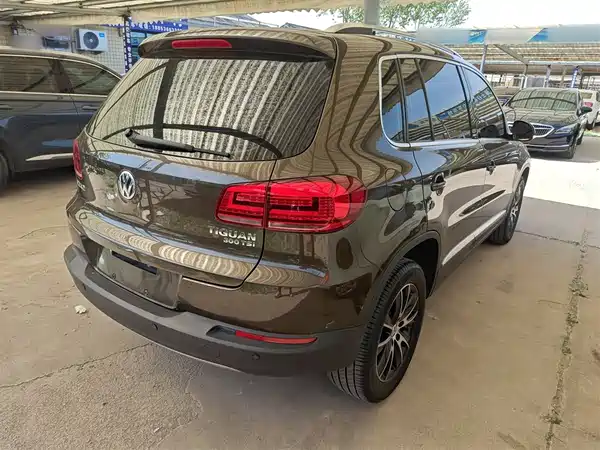 Volkswagen Tiguan 2015