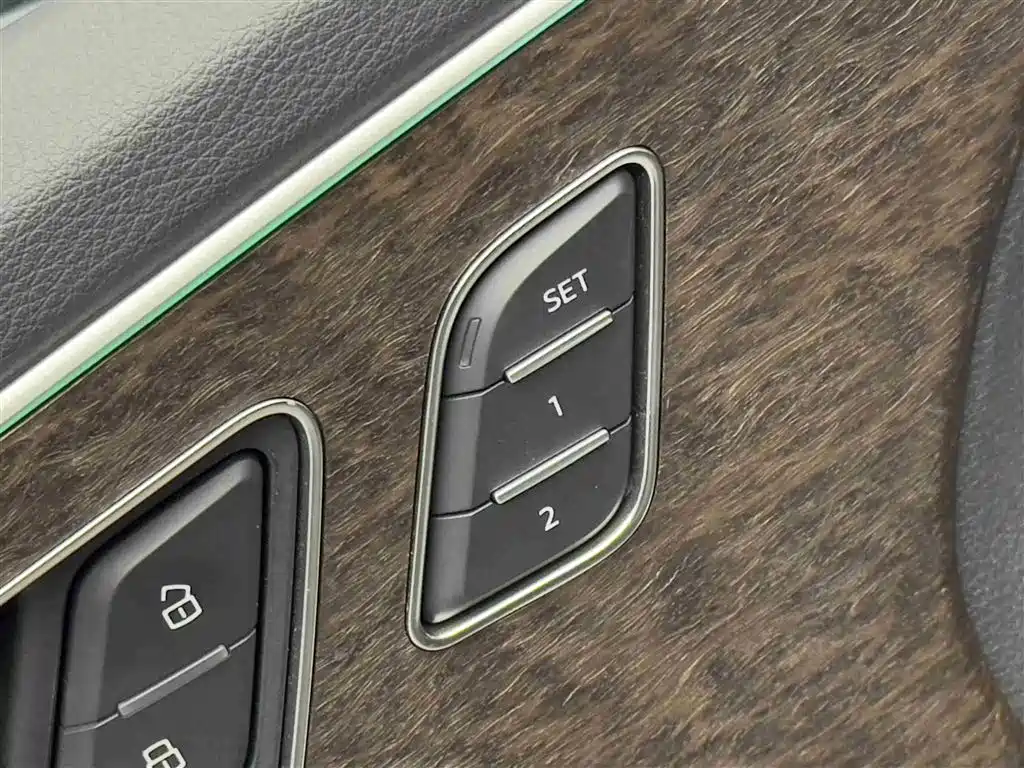 Audi Q7 2024 — фото 16