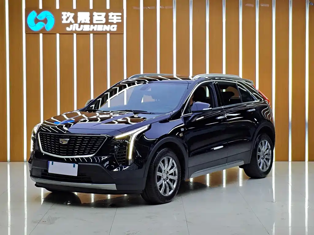 Cadillac XT4 2021 — фото 1