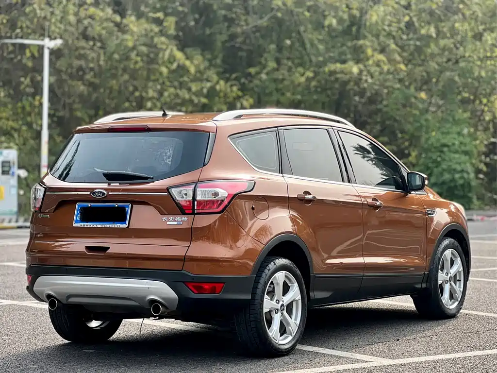 Ford Kuga 2018 — фото 3