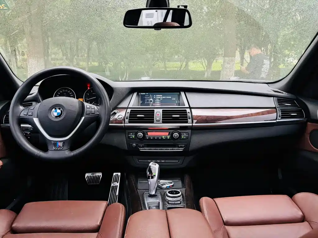BMW X5 2014 — фото 8