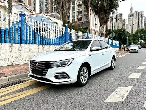 Roewe i5 2019