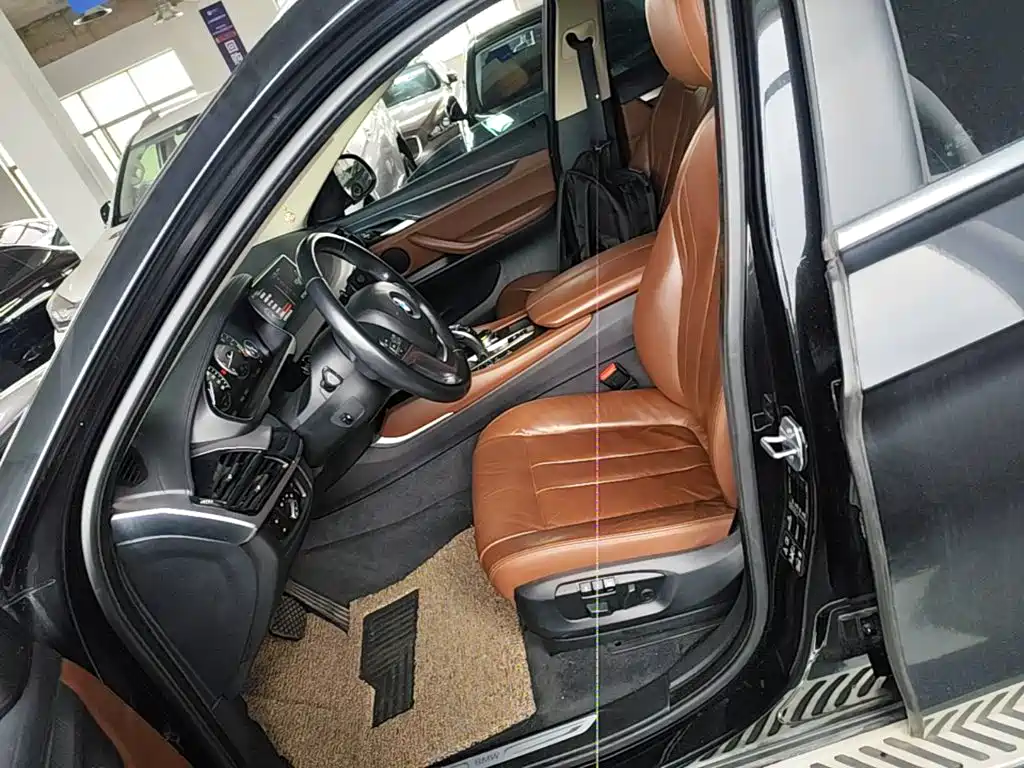 BMW X6 2015 — фото 11
