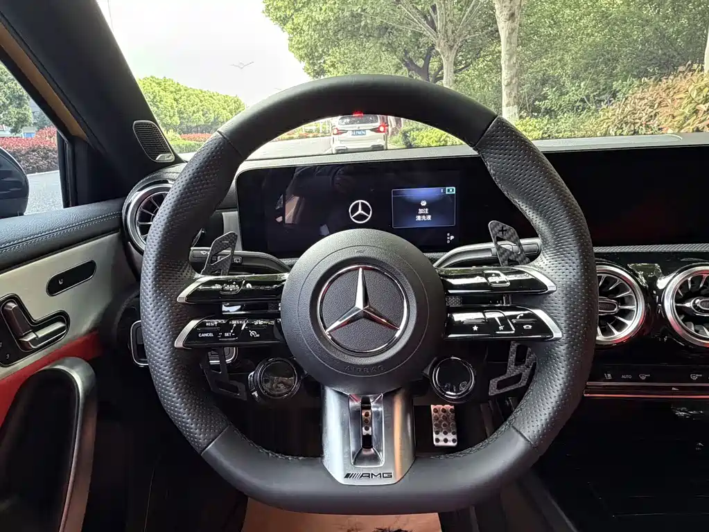 Mercedes-Benz A-Class AMG 2024 — фото 13