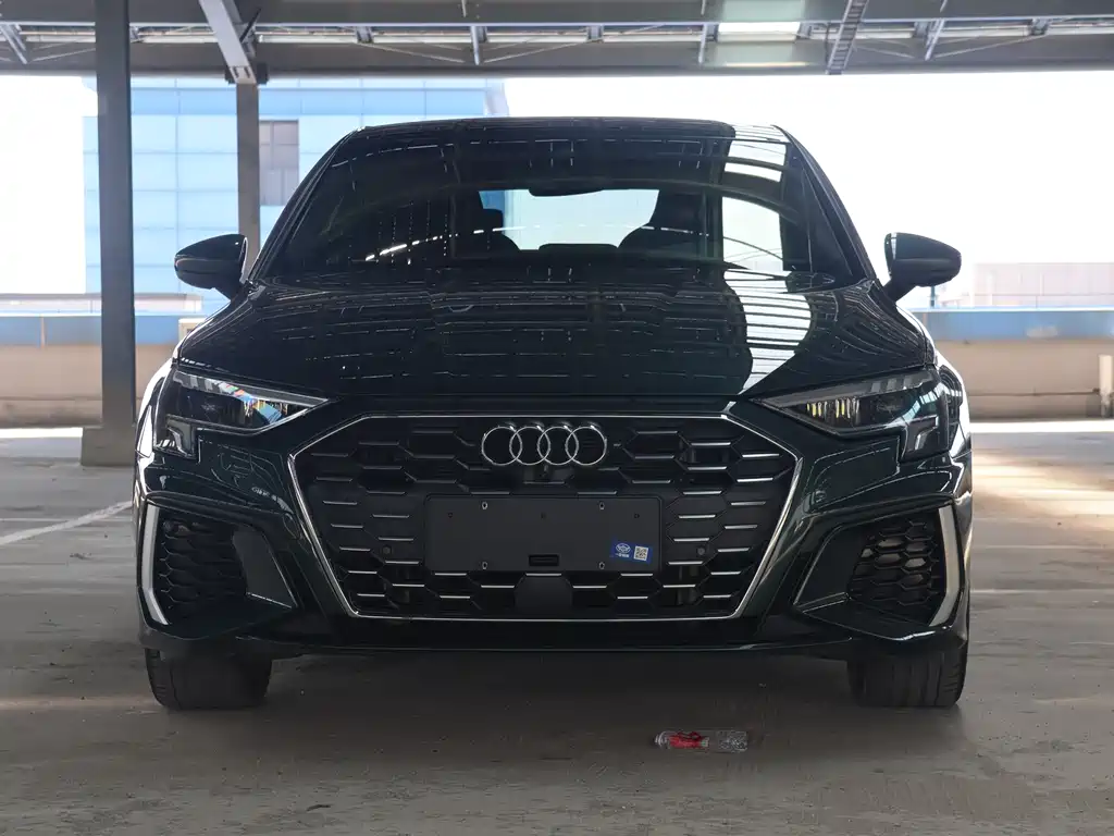 Audi A3 2023 — фото 2