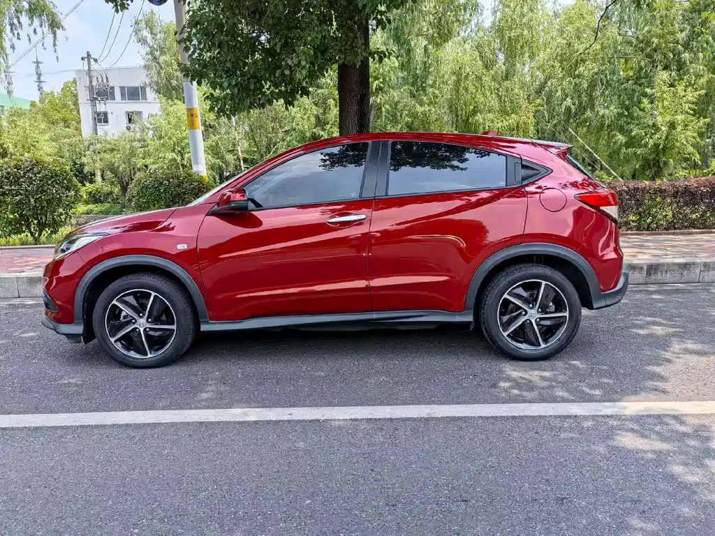 Honda Vezel 2020 — фото 5