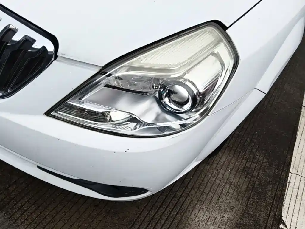 Buick Excelle 2014 — фото 24