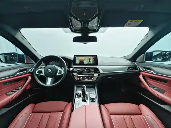 BMW 5 Series 2021