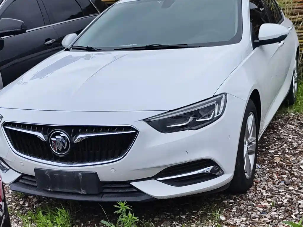 Buick Regal 2018