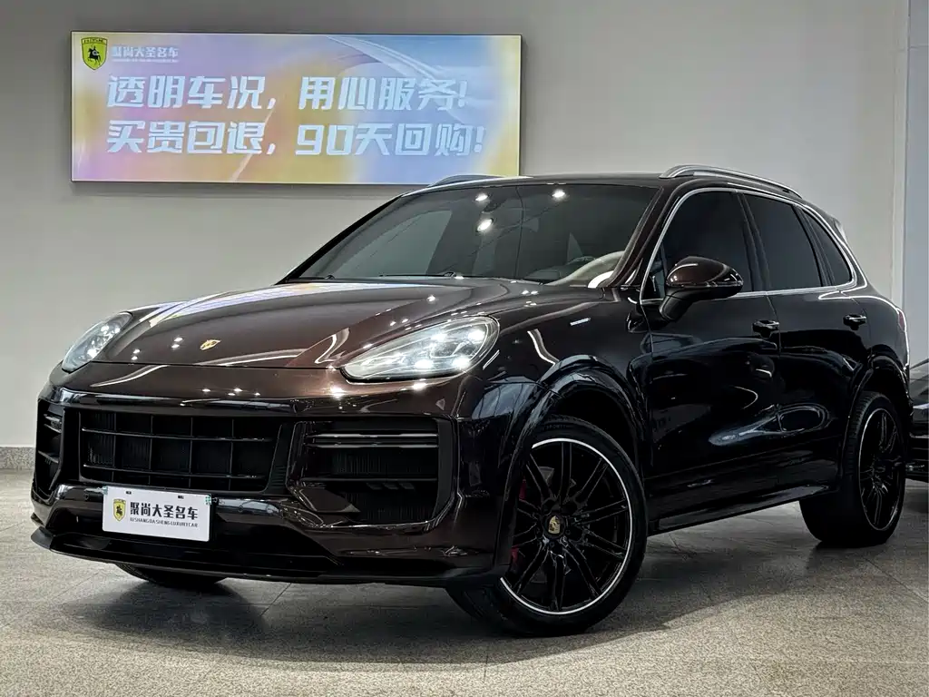 Porsche Cayenne 2015 — фото 1