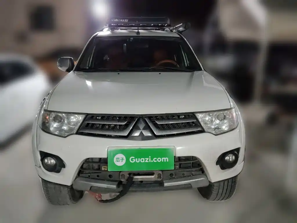 Mitsubishi Pajero Sport 2015 — фото 24