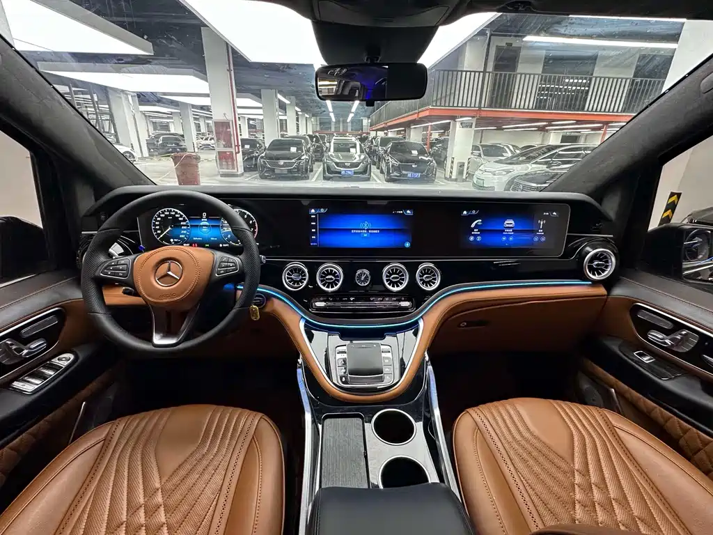 Mercedes-Benz Vito 2017 — фото 12