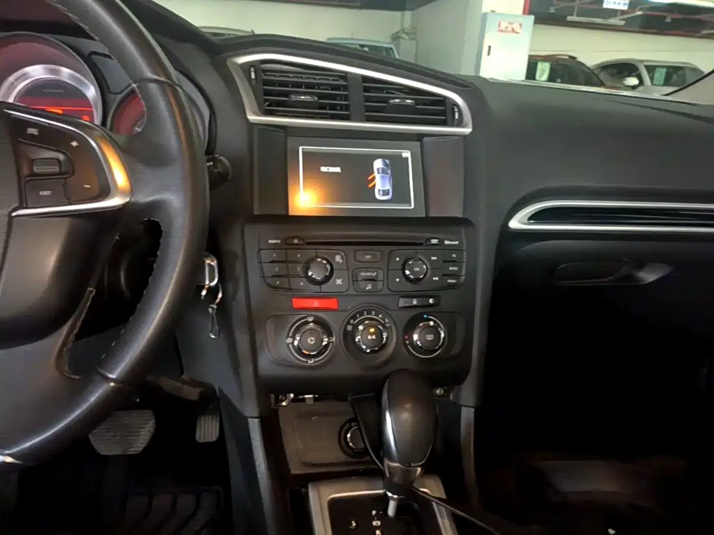 Citroën C4L 2014 — фото 13