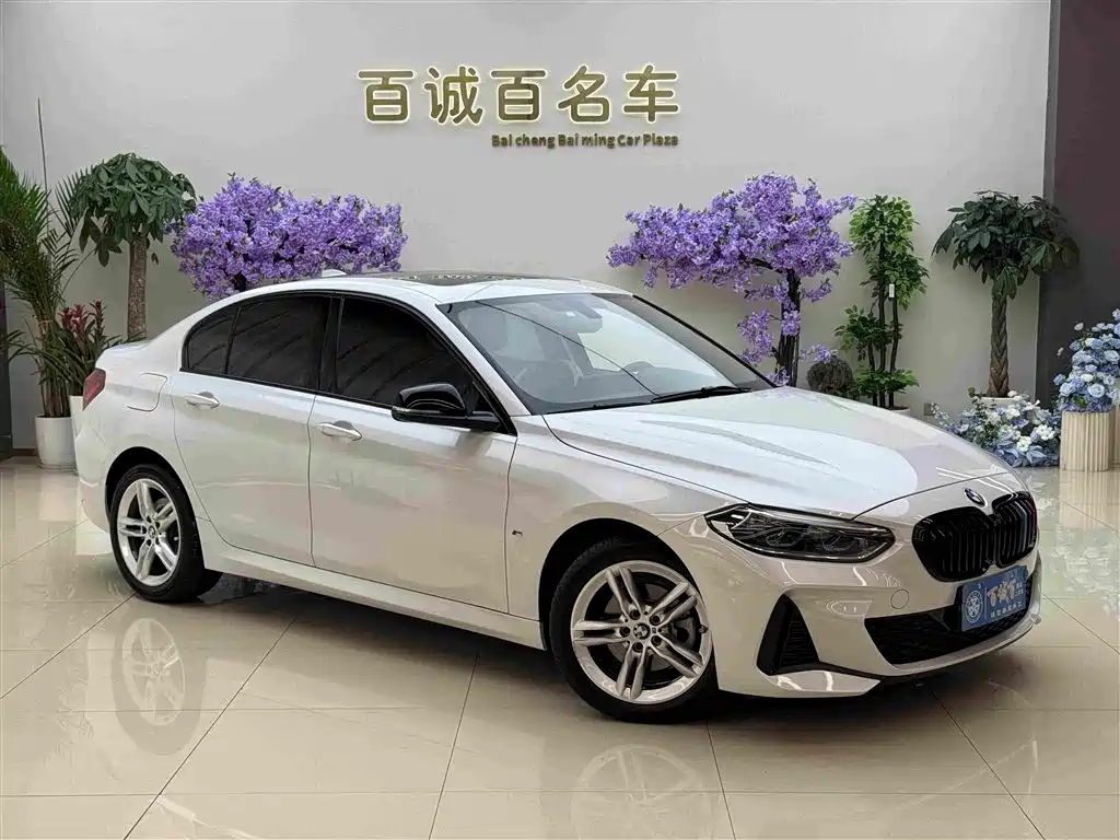 BMW 1 Series 2023