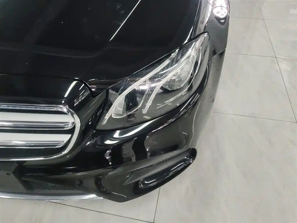 Mercedes-Benz E-Class 2020 — фото 24