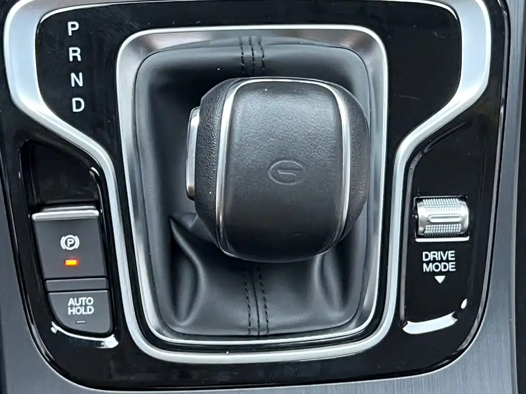 GAC Trumpchi M6 2022 — фото 15