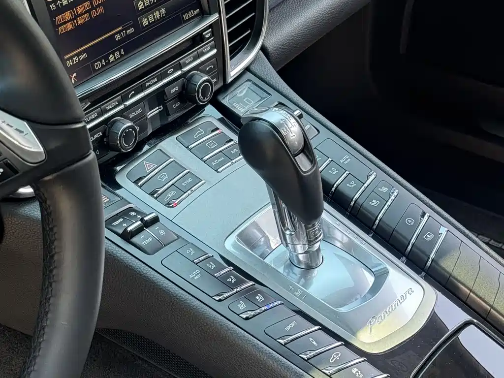 Porsche Panamera 2014 — фото 12