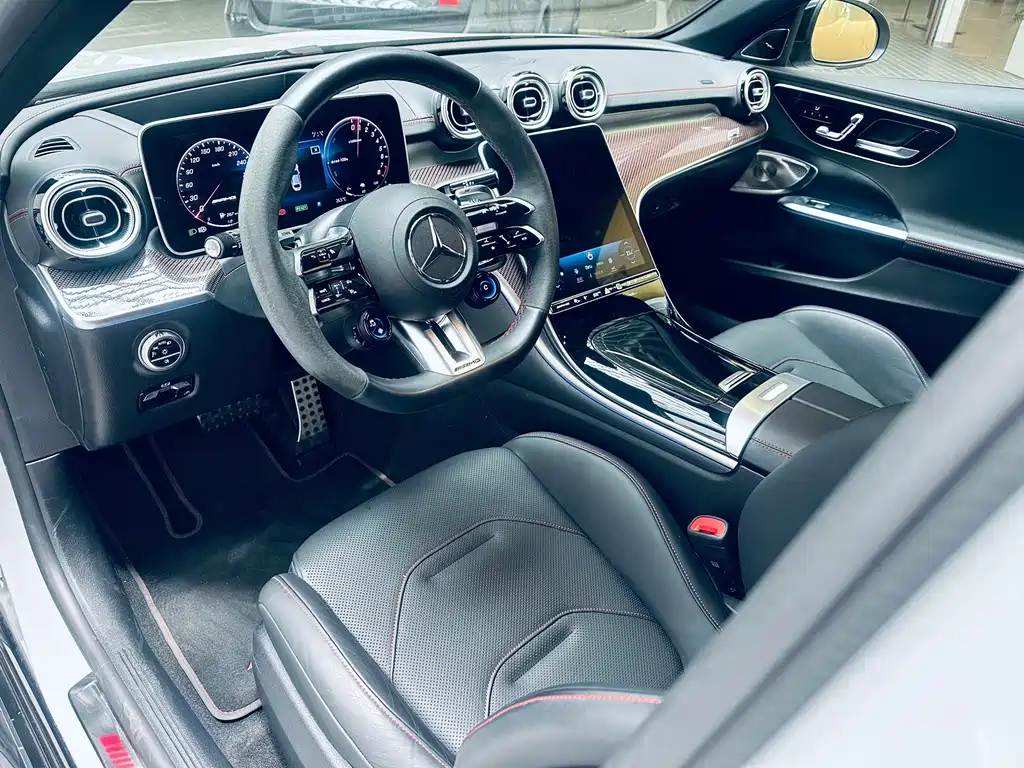 Mercedes-Benz C-Class AMG New Energy 2025 — фото 9