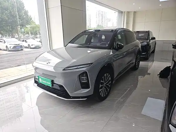 NIO ES6 2025