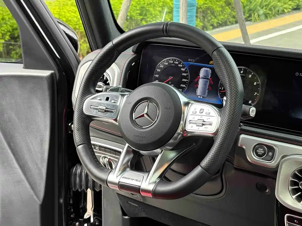 Mercedes-Benz G-Class AMG 2019 — фото 16