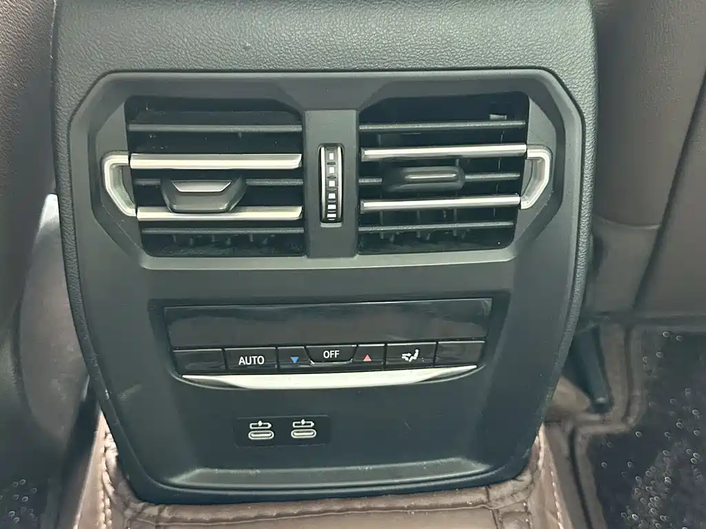 BMW 3 Series 2023