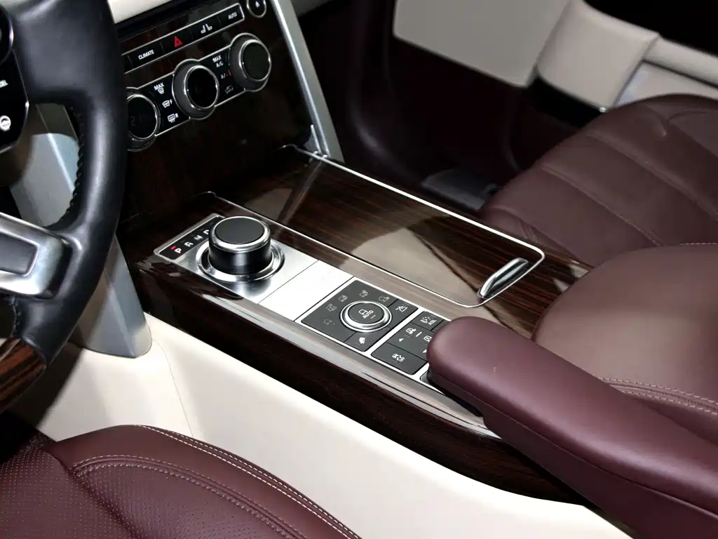 Land Rover Range Rover 2015 — фото 9