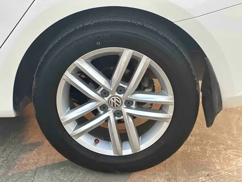 Volkswagen Gran Lavida 2017 — фото 12