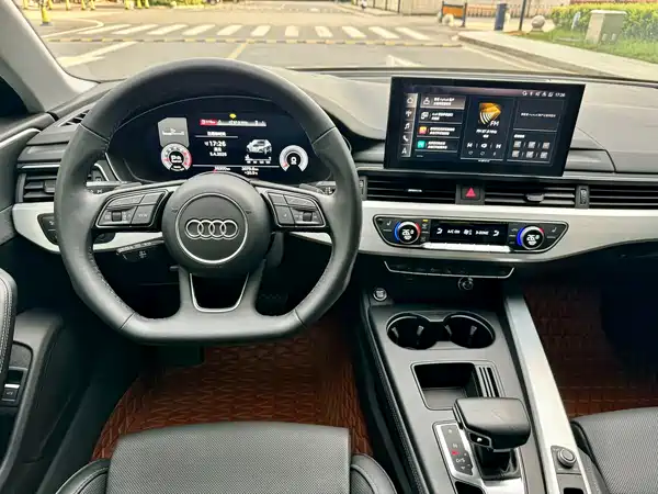 Audi A4L 2023
