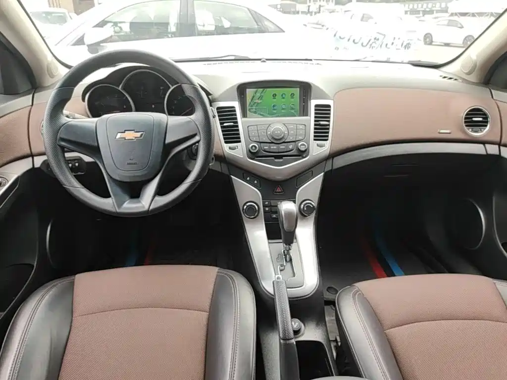 Chevrolet Cruze 2016 — фото 10
